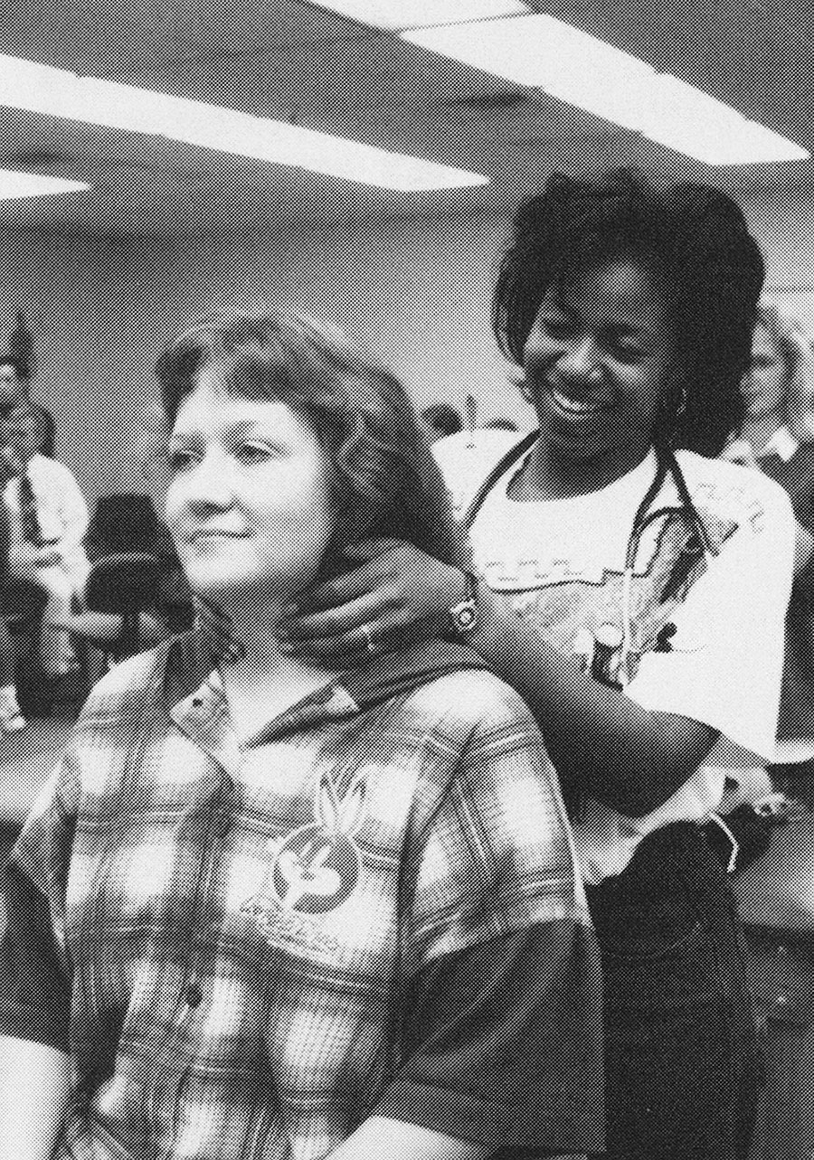 MS-II Rhonda Edison performs a complete osteopathic evaluation on her partner, Christy Bennett. MS-II Rhonda Edison performs a complete osteopathic evaluation on her partner, Christy Bennett.