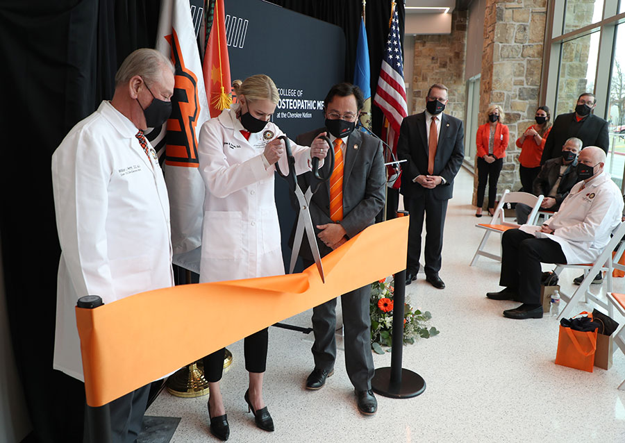 Dr. William Pettit (left), Dr. Kayse Shrum and Chuck Hoskin, Jr. Dr. William Pettit (left), Dr. Kayse Shrum and Chuck Hoskin, Jr.