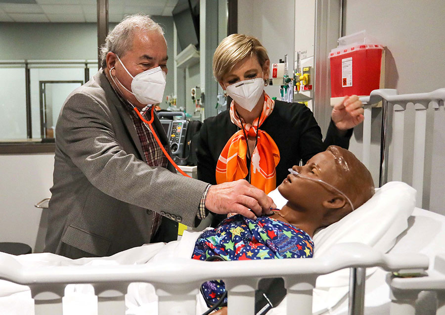 Osage Nation Principal Chief Geoffrey Standing Bear (left) and Dr. Natasha Bray (right) tour the simulation center during a visit to the College of Osteopathic Medicine at the Cherokee Nation in Tahlequah, Oklahoma. Osage Nation Principal Chief Geoffrey Standing Bear (left) and Dr. Natasha Bray (right) tour the simulation center during a visit to the College of Osteopathic Medicine at the Cherokee Nation in Tahlequah, Oklahoma.