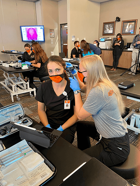 Students participate in their Medical Science Foundation lab. Students participate in their Medical Science Foundation lab.